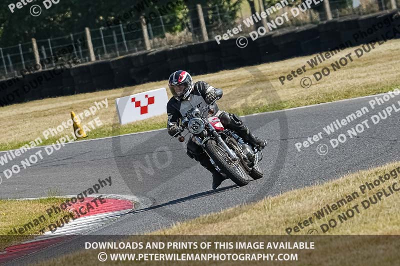 cadwell park;cadwell park photographs;cadwell trackday photographs;enduro digital images;event digital images;eventdigitalimages;peter wileman photography;racing digital images;trackday digital images;trackday photos
